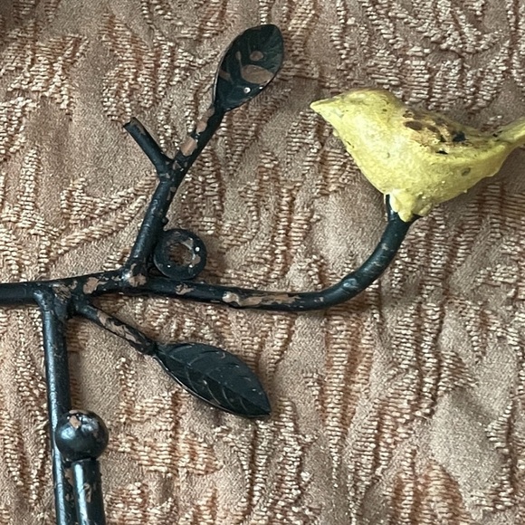 Cottage Core Bird Wall Hook Rack indoor or outdoor - Picture 5 of 8